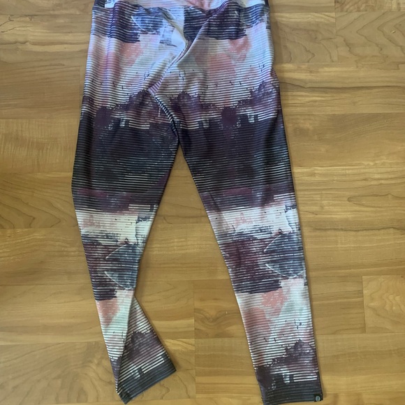 Purple Patterned Tights: Onzie - Picture 3 of 13